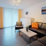 マッターホルングルス アパート *