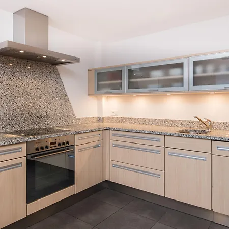 マッターホルングルス アパート *