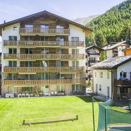 マッターホルングルス アパート *